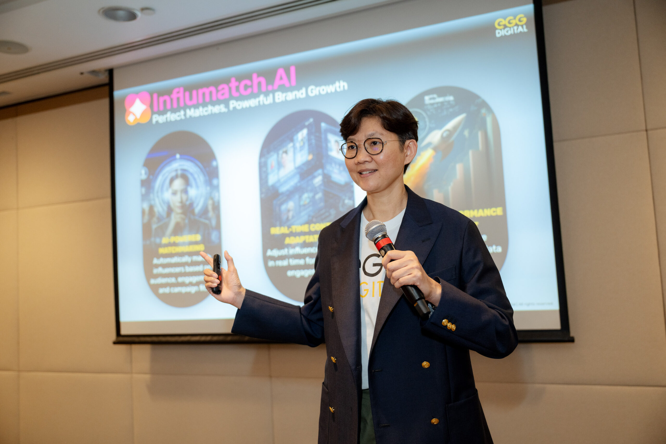 ตุณรัฐธีร์ เจริญรัตน์วรกุล ผู้จัดการทั่วไป ธุรกิจ MarTech Solution EGG Digital (1) คุณรัฐธีร์ เจริญรัตน์วรกุล ผู้จัดการทั่วไป ธุรกิจ MarTech Solution EGG Digital